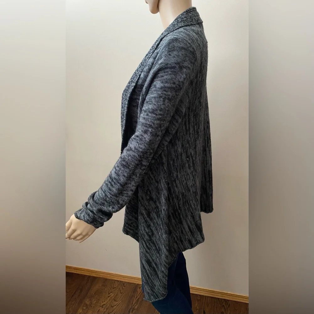 Tweeds - Picture 2 of 3